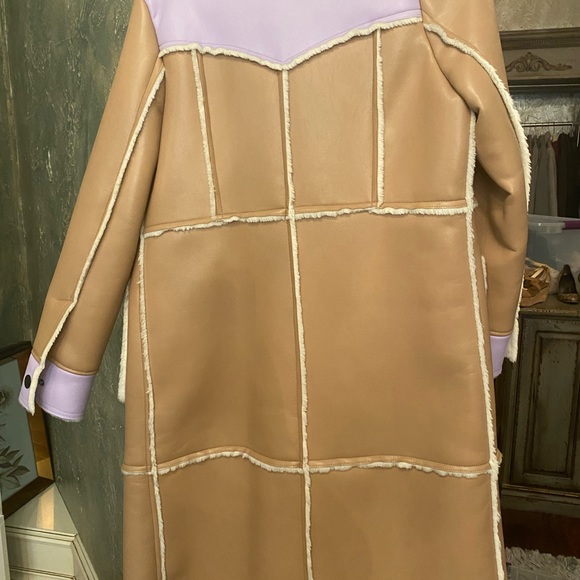 Stand Studio - Picture 3 of 5